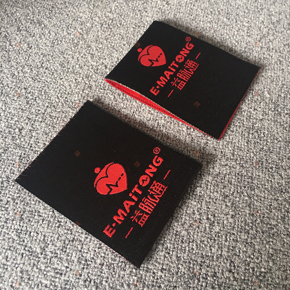 沙发小布标 窗帘Woven label 帽子织唛头 座椅刺绣Shipping mark