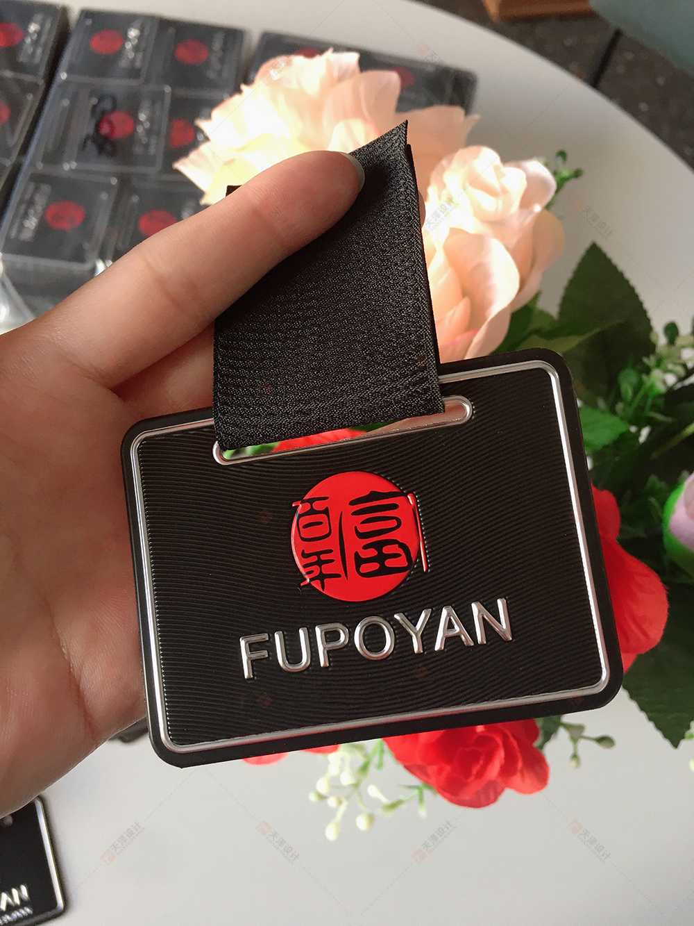 金属软胶标